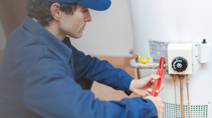 Professional Water heater repair in Garrison, MO